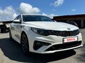 2019 Kia Optima IV Рестайлинг, белый, 2100000 рублей