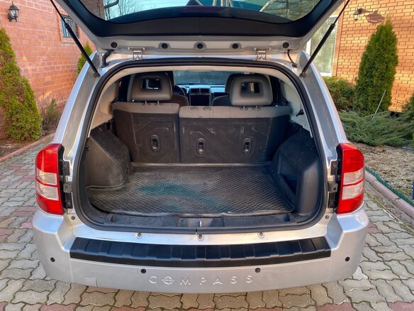 2006 Jeep Compass I, серый, 500000 рублей - вид 13
