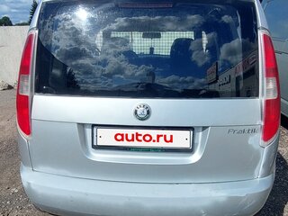2008 Skoda Roomster I, серебристый, 215000 рублей, вид 3