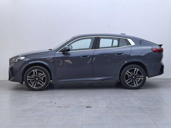 2024 BMW X2 sDrive25i II (U10), серый - вид 5