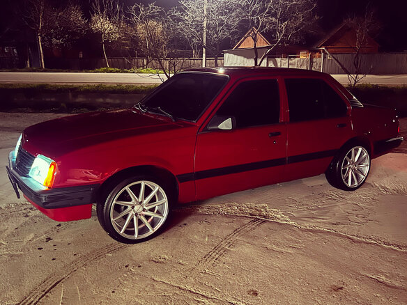 1985 Opel Ascona C, красный, 350000 рублей - вид 1