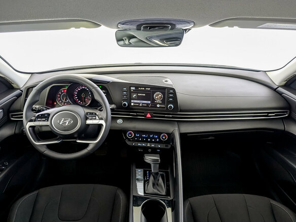 2021 Hyundai Elantra VII (CN7), серый, 1620000 рублей - вид 13