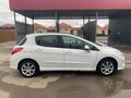 2008 Peugeot 308 I, белый, 500000 рублей - вид 2
