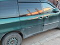 2004 Kia Carnival I Рестайлинг, зелёный, 580000 рублей - вид 1