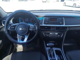 2018 Kia Optima IV Рестайлинг, белый, 1100000 рублей, вид 5