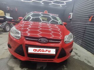 2013 Ford Focus III, красный, 840000 рублей, вид 2