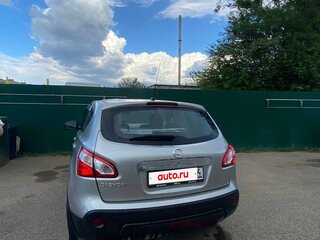 2013 Nissan Qashqai I Рестайлинг, серебристый, 790000 рублей, вид 3