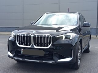 2023 BMW X1 28i xDrive III (U11/U12), чёрный, 3050000 рублей, вид 1