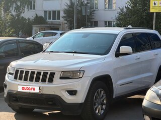2013 Jeep Grand Cherokee IV (WK2) Рестайлинг, белый, 1900000 рублей, вид 2