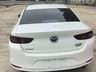 2022 Mazda 3 Axela IV (BP), белый, 1299999 рублей, вид 4