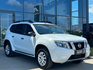 2019 Nissan Terrano III (D10), белый, 1190000 рублей, вид 3