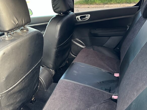 2005 Peugeot 307 I Рестайлинг, чёрный, 290000 рублей - вид 5