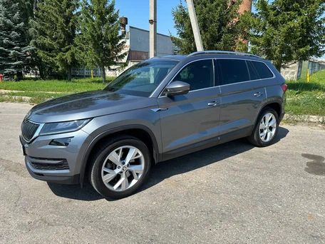 2020 Skoda Kodiaq I, серый, 2430000 рублей, вид 1