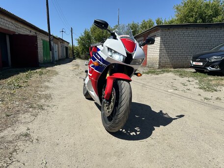 2015 Honda CBR 600RR, белый, 750000 рублей, вид 2