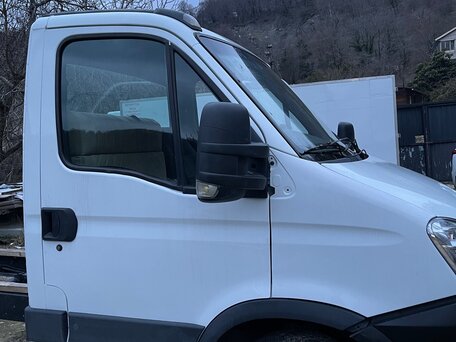 2008 Iveco Daily, белый, 2000000 рублей, вид 5
