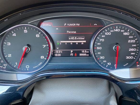 2012 Audi A8 Long III (D4), чёрный, 2000000 рублей - вид 7