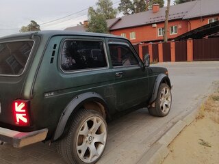 2010 Lada (ВАЗ) 2121 (4x4) I Рестайлинг, зелёный, 290000 рублей, вид 5