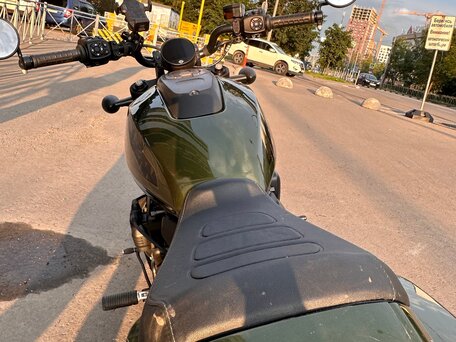 2022 Harley-Davidson Sportster S, зелёный, 1800000 рублей, вид 4