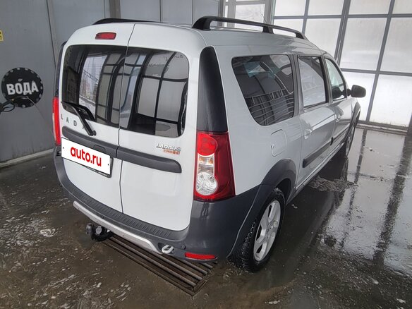 2021 Lada (ВАЗ) Largus Cross I, белый, 1100000 рублей - вид 2