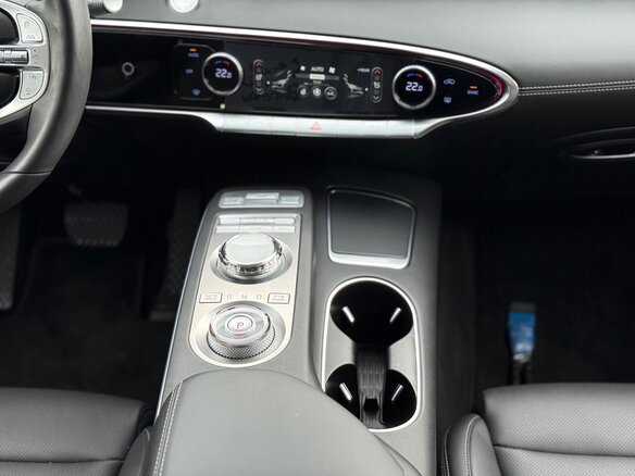 2023 Genesis GV70 I, белый, 6933000 рублей - вид 16