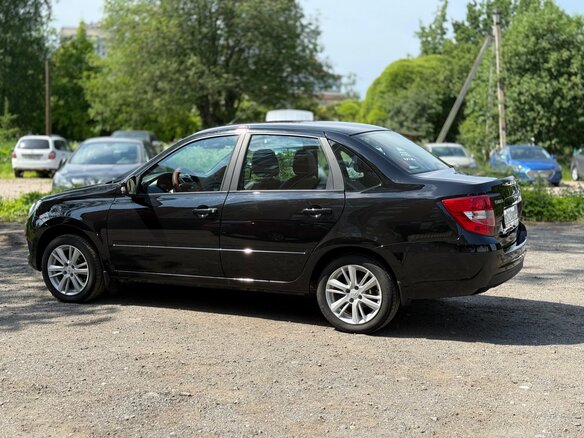 2022 Lada (ВАЗ) Granta I Рестайлинг, чёрный, 800000 рублей - вид 12