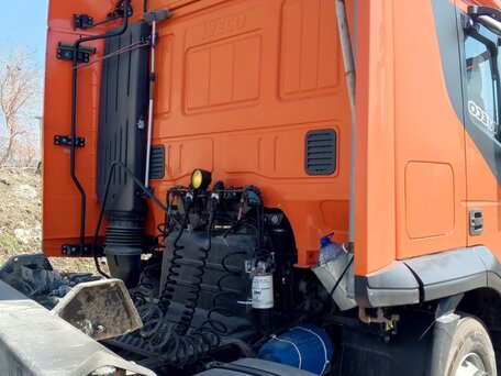 2014 Iveco Stralis, оранжевый, 5500000 рублей, вид 2