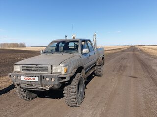 1992 Toyota Hilux V, серый, 950000 рублей, вид 3