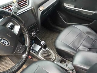 2014 Kia Rio III, серый, 700000 рублей, вид 4