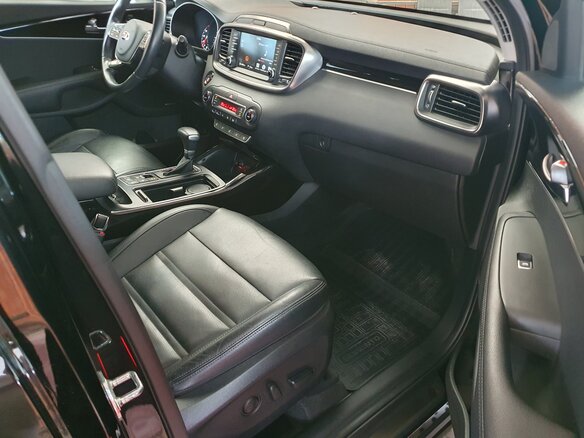 2019 Kia Sorento III Prime Рестайлинг, чёрный, 4050000 рублей - вид 5
