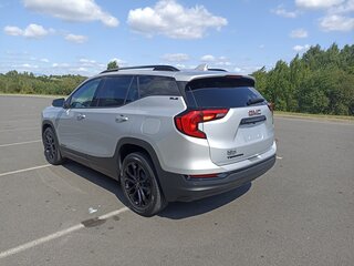 2020 GMC Terrain II, серебристый, 2300000 рублей, вид 2