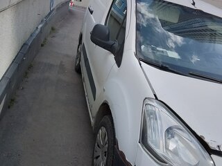 2014 Citroen Berlingo II Рестайлинг, белый, 550000 рублей, вид 4