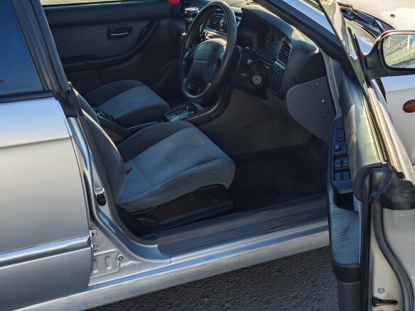 2000 Subaru Legacy III, серый, 575999 рублей - вид 17