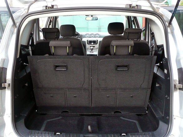 2008 Ford S-MAX I, серебристый, 930000 рублей - вид 7