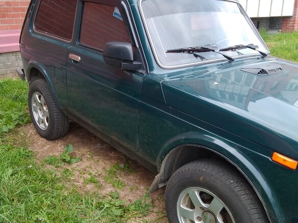 2011 Lada (ВАЗ) 2121 (4x4) I Рестайлинг, зелёный, 500000 рублей - вид 1
