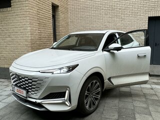 2022 Changan UNI-K, белый, 2900000 рублей, вид 1