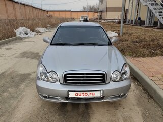 2005 Hyundai Sonata ТагАЗ IV (EF) Рестайлинг, серебристый, 570000 рублей, вид 2