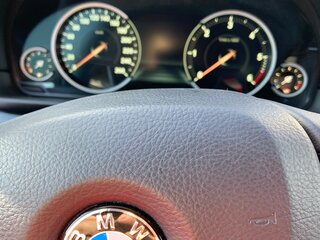 2015 BMW 5 серии 525d xDrive VI (F10/F11/F07) Рестайлинг, белый, 3980000 рублей, вид 3