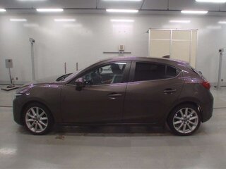 2018 Mazda Axela III Рестайлинг, серый, 950000 рублей, вид 4