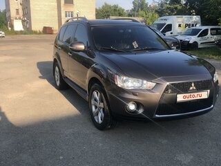 2010 Mitsubishi Outlander II Рестайлинг, коричневый, 1250000 рублей, вид 2
