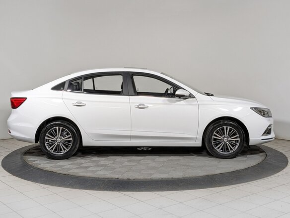 2023 MG 5 I Рестайлинг, белый, 1999000 рублей - вид 2