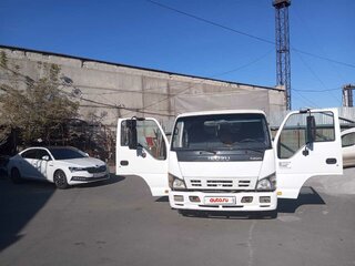 2010 Isuzu Elf (N-series), белый, 1450000 рублей, вид 2