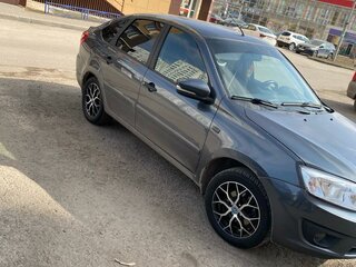 2016 Lada (ВАЗ) Granta I, серебристый, 450000 рублей, вид 3