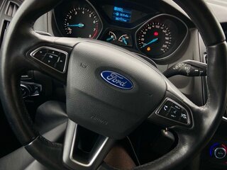 2017 Ford Focus III Рестайлинг, серый, 1300000 рублей, вид 2