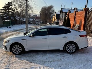 2018 Kia Optima IV Рестайлинг, белый, 1500000 рублей, вид 2