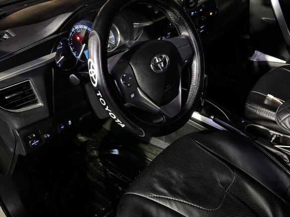 2013 Toyota Corolla XI (E160, E170, E180), белый, 995000 рублей - вид 6