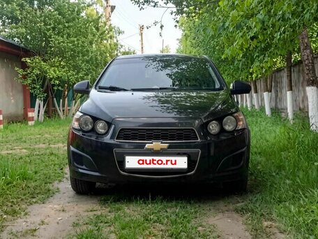 2013 Chevrolet Aveo II, чёрный, 680000 рублей, вид 1