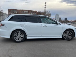 2002 Mazda Atenza I, белый, 580000 рублей, вид 3