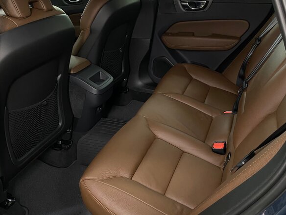 2020 Volvo XC60, голубой - вид 34