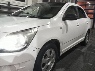 2014 Chevrolet Cobalt II, белый, 400000 рублей, вид 1