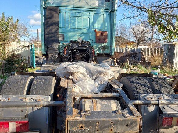 1998 Iveco EuroTech, зелёный, 520000 рублей - вид 2
